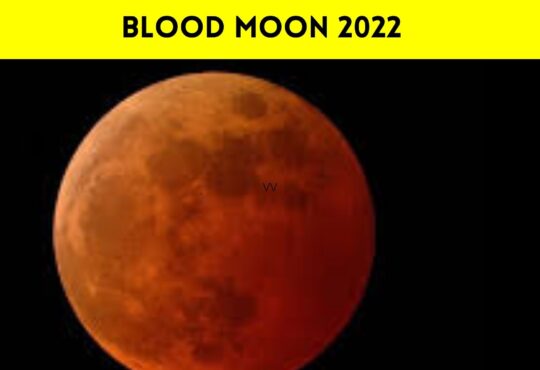 blood moon 2022